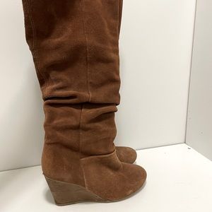 Le Chateau cognac genuine suede knee boots 38
